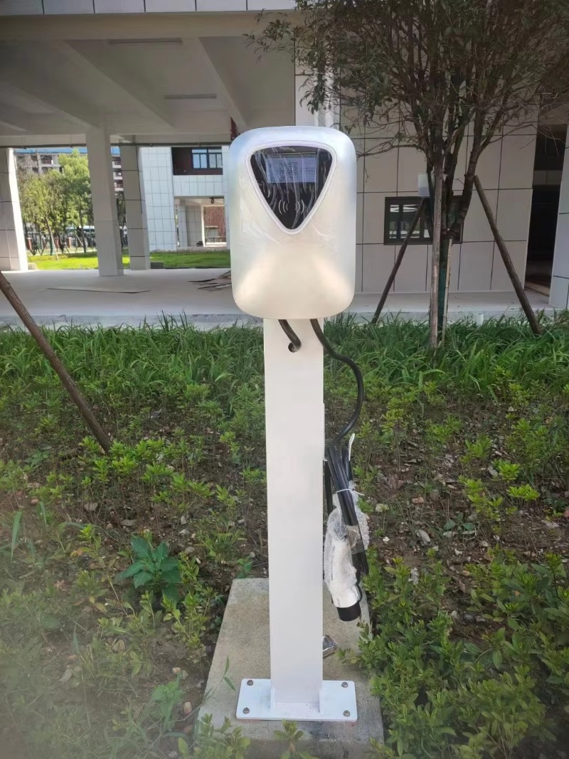 モバイルバッテリーEV充電器 モバイルバッテリーEV充電器  - Ev Charger のレビューと価格